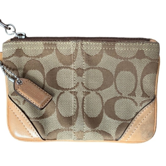 Coach Monogrammed Wristlet/Card Holder - Picture 4 of 8